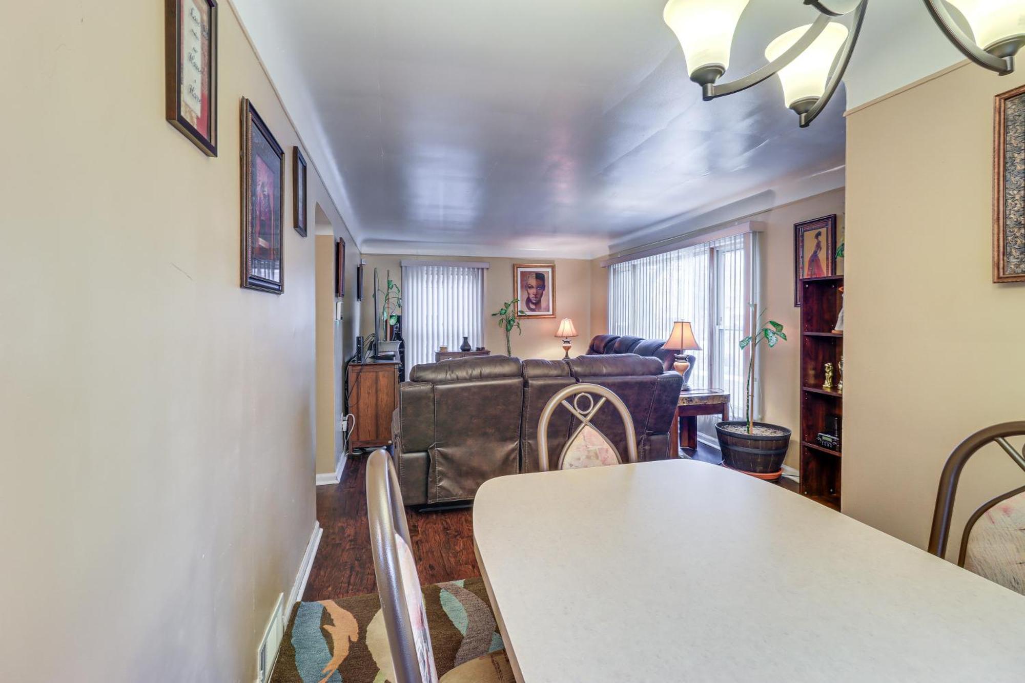 Family-friendly 12 Mi To Downtown! Holiday home Detroit
